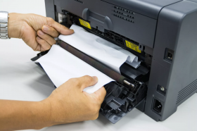 Чому принтер жує папір
